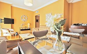 Del Parque Flats - Cervantes